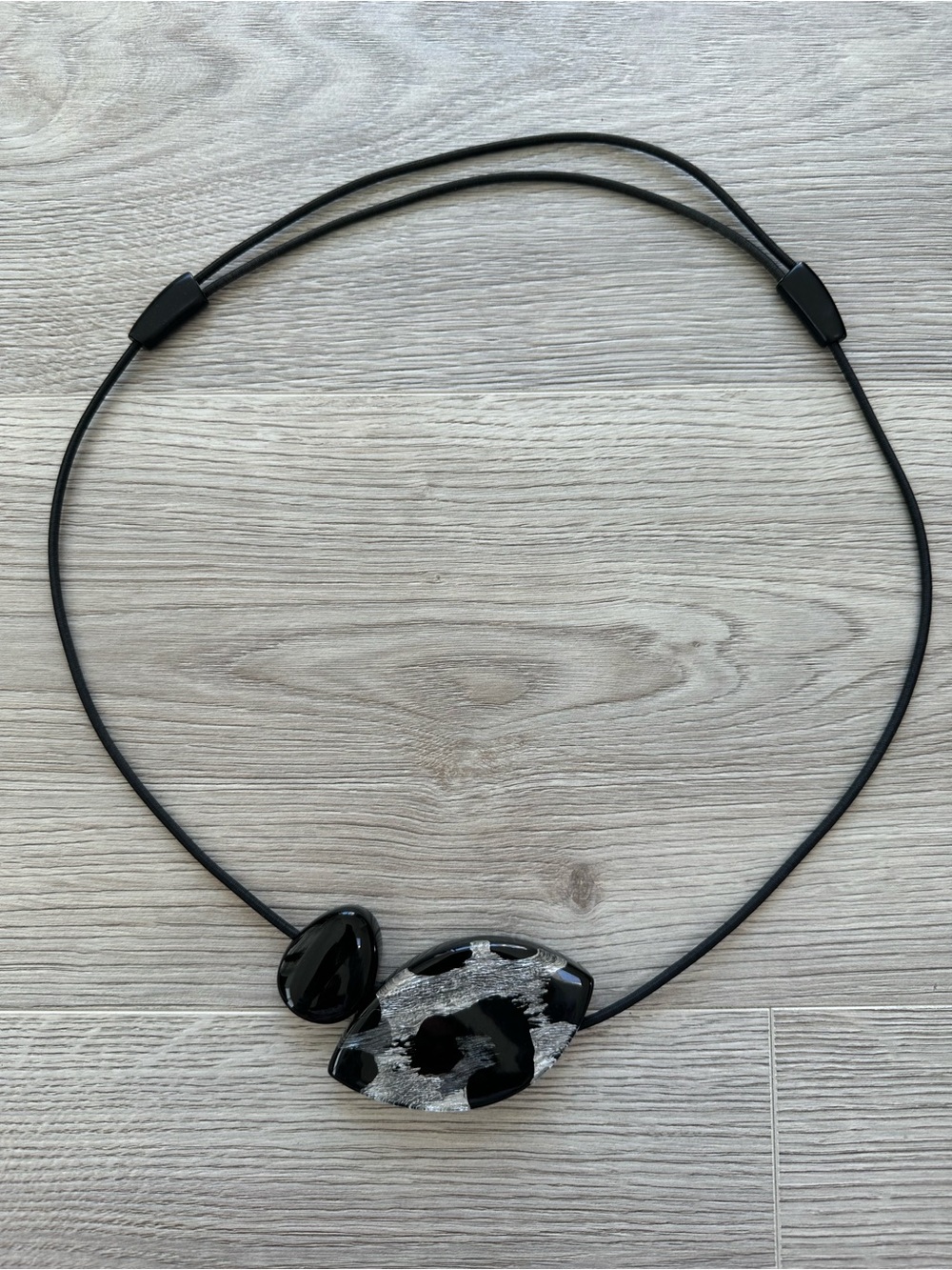 ZSISKA Ashanti Resin & Silver Leaf Statement Necklace Black & Silver
